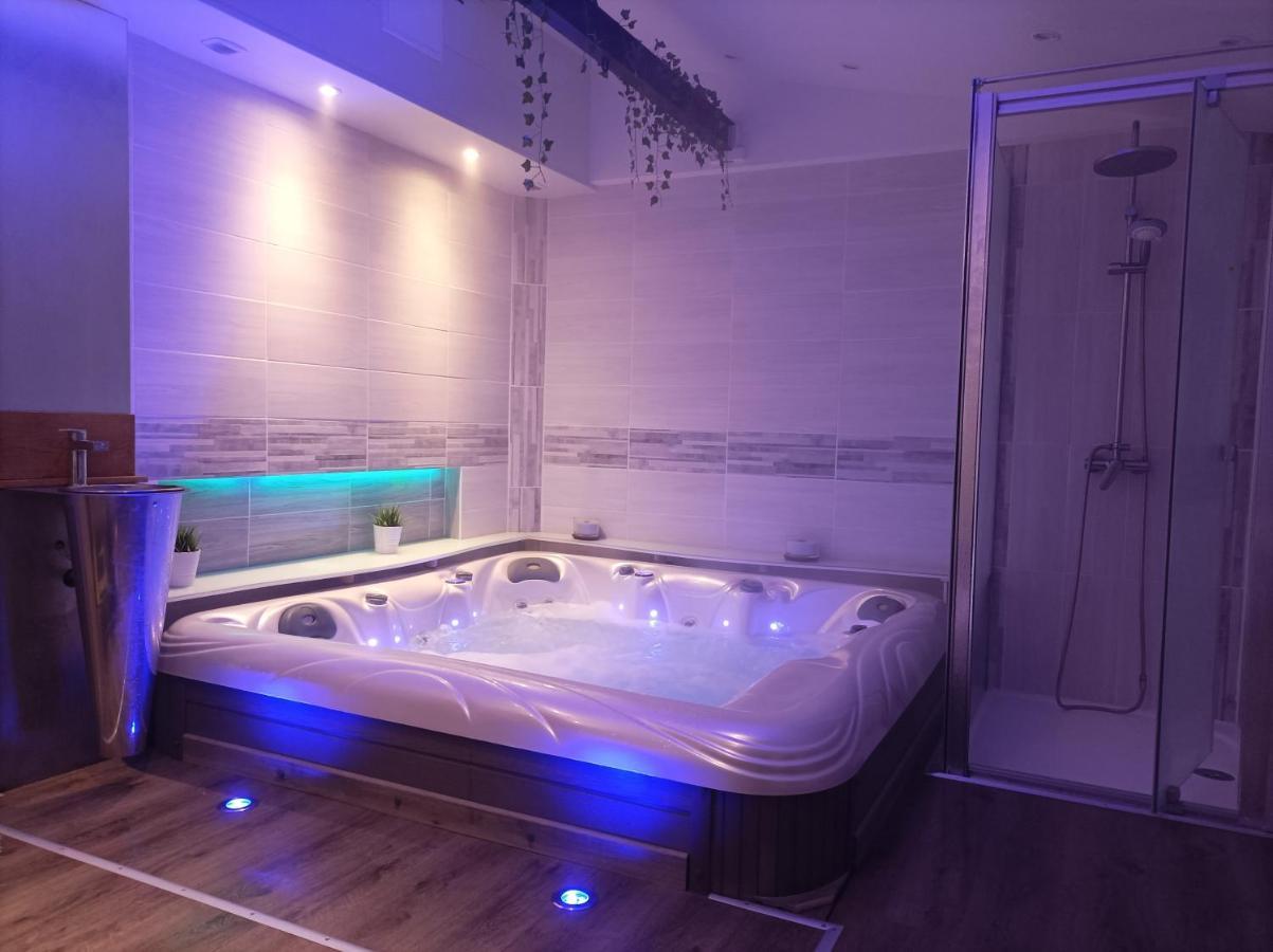 A L'Ombre Du Lilas Epinal Ngoại thất bức ảnh