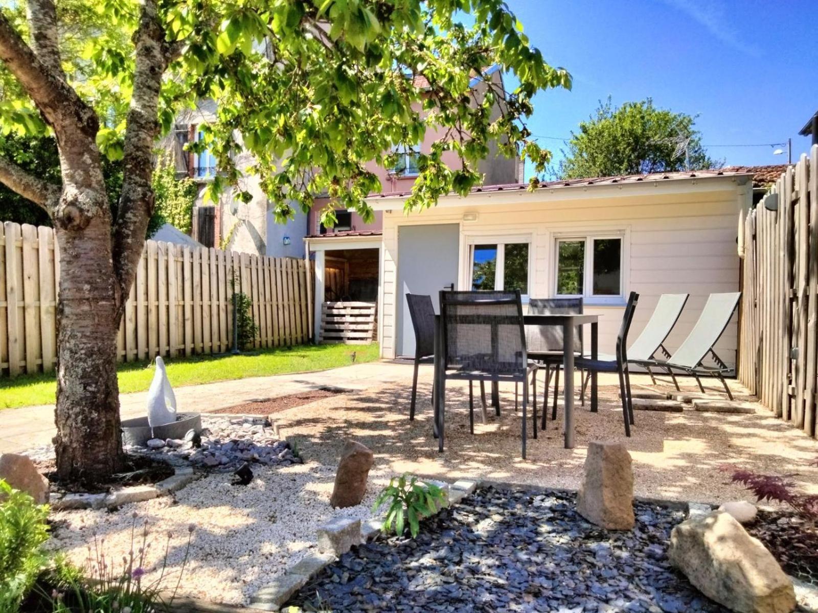 A L'Ombre Du Lilas Epinal Ngoại thất bức ảnh